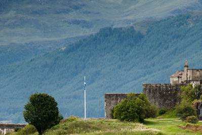 Railway Journeys to Enjoy on a UK Vacation