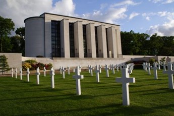 Cambridge_Headstones_Chapel.jpg